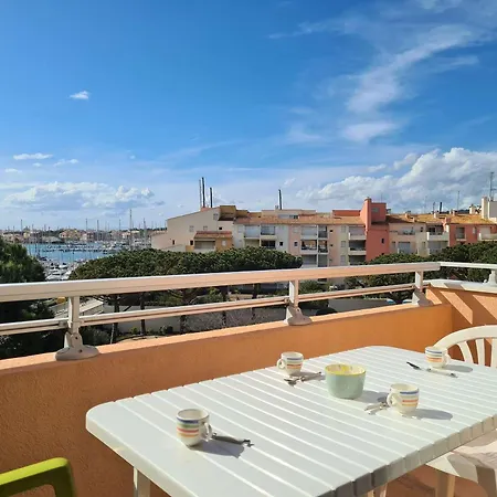 Apartment Renove Avec Piscine Et Garage, A 600m De La Et 200m Du Port - Cap D'agde - Fr-1-249-404 Agde